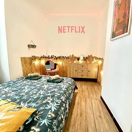 Avec Cinema A 200m De La Apartment