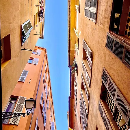 شقة Avec Cinema A 200m De La *
